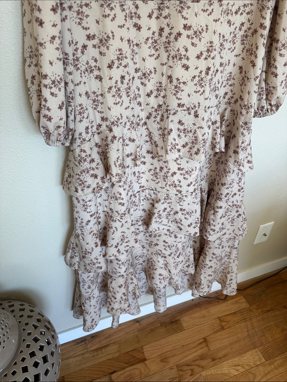 Dainty Jewells Fate Found US Beige and Brown Floral Tiered Maxi Dress XL - Picture 7 of 9